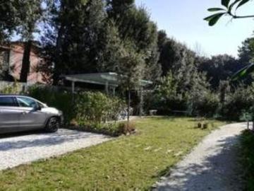 Appartamento in affitto a Forte dei Marmi, giardino, posto auto, terrazzo TrovaCasa