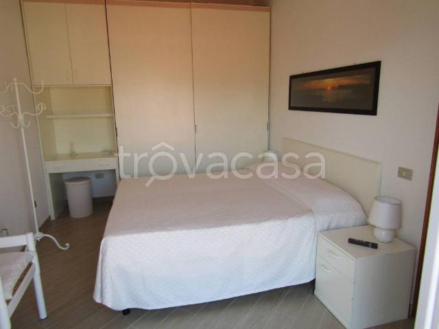 Appartamento in affitto a Forte dei Marmi piazza Giuseppe Garibaldi, 2B, arredato, ascensore, ultimo piano TrovaCasa