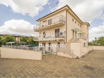 Frascati, Roma Lazio, Lazio - Balcone, Parcheggio auto
