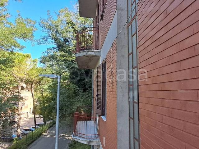 Appartamento in affitto a Frosinone via Ceccano, non arredato/vuoto, terrazzo, ascensore TrovaCasa