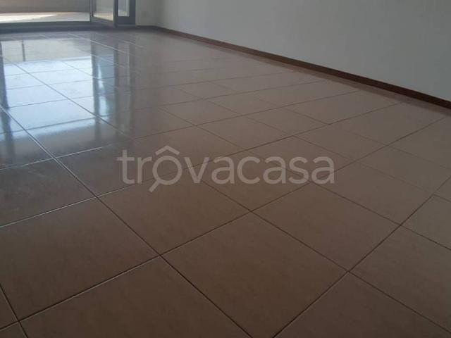 Appartamento in affitto a Frosinone, non arredato/vuoto, terrazzo, riscaldamento autonomo TrovaCasa