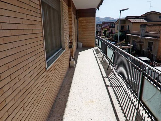 Appartamento in affitto a Guidonia Montecelio RM