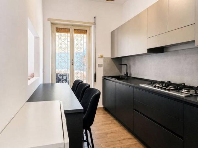 Appartamento in affitto a Guidonia Montecelio via Monte Bianco, 33, giardino privato, terrazzo, ristrutturato TrovaCasa