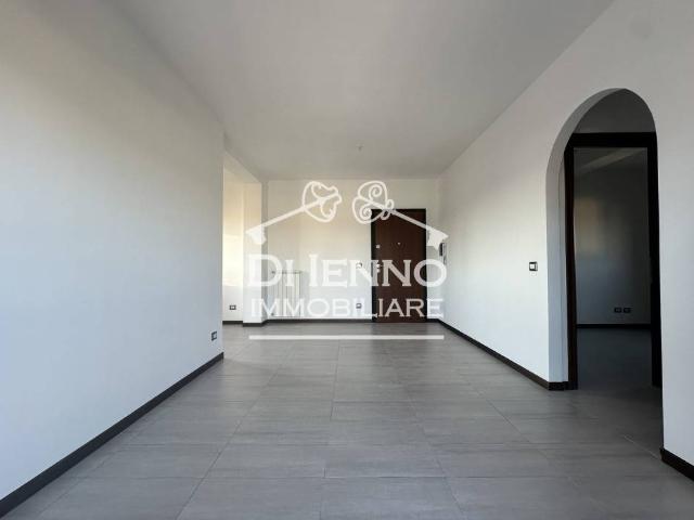 Appartamento in affitto a Guidonia Montecelio via Gian Lorenzo Bernini, non arredato/vuoto, tripla esposizione, balcone TrovaCasa