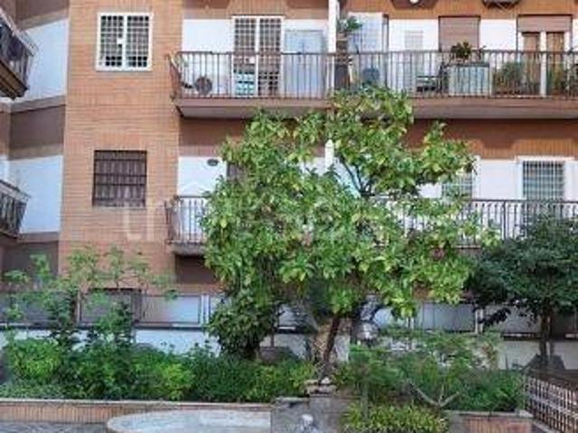 Appartamento in affitto a Guidonia Montecelio via Giuseppe Giusti, arredato, ascensore, riscaldamento assente TrovaCasa