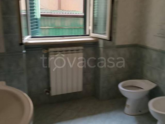 Appartamento in affitto a Guidonia Montecelio via Pavia, Villalba