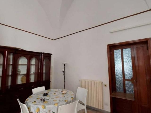 Appartamento in affitto a Galatone via Orsini del Balzo, arredato, ristrutturato, aria condizionata TrovaCasa