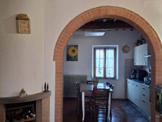 Appartamento in affitto a Gambassi Terme FI
