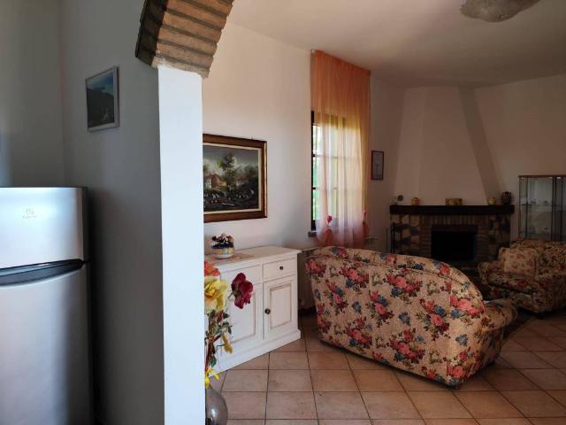 Appartamento in affitto a Gambassi Terme FI