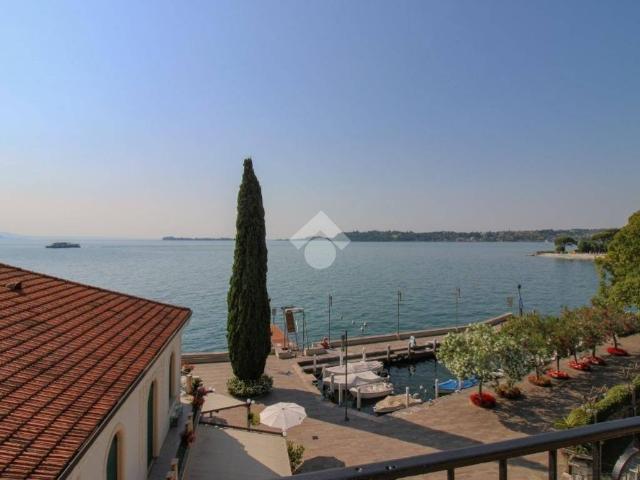 Appartamento in affitto a Gardone Riviera BS