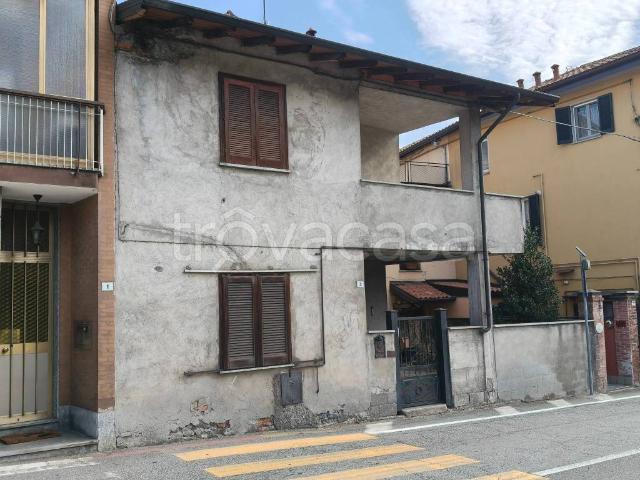 Appartamento in affitto a Gattico Veruno via Roma, non arredato/vuoto, giardino privato, terrazzo TrovaCasa