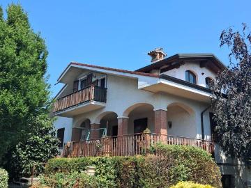 Appartamento in affitto a Gazzola PC