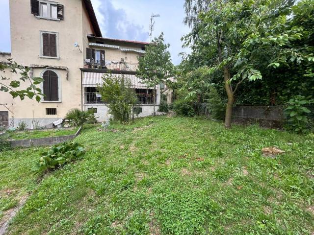 Appartamento in affitto a Gemonio VA