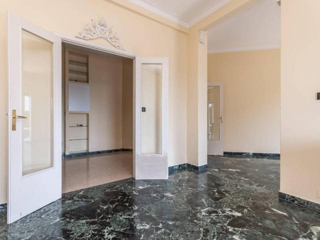 Appartamento in affitto a Genova