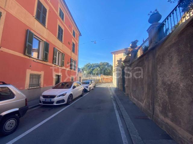 Appartamento in affitto a Genova via Capolungo, arredato, vista mare, libero subito TrovaCasa