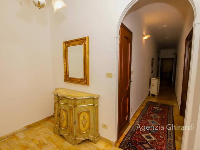 Appartamento in affitto a Genova via Casimiro Corradi 13, arredato, giardino privato, ascensore TrovaCasa