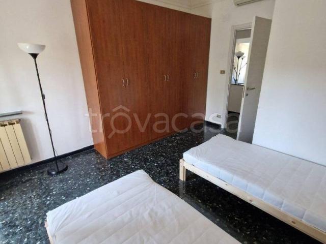 Appartamento in affitto a Genova via Antonio Sant'Elia, arredato, balcone, cucina abitabile TrovaCasa