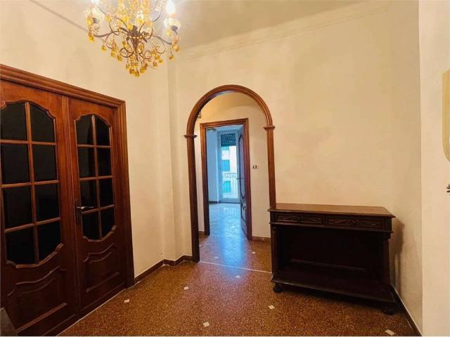 Appartamento in affitto a Genova via dei Sessanta, terrazzo, riscaldamento autonomo, vista mare TrovaCasa