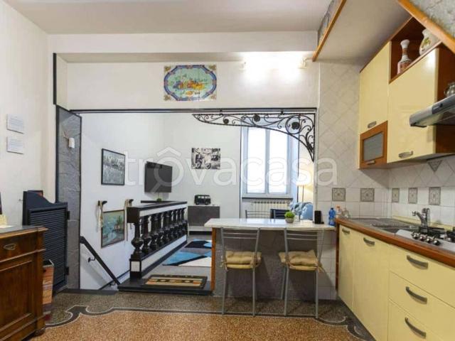 Appartamento in affitto a Genova via di Prè, arredato, terrazzo, vista panoramica TrovaCasa