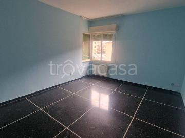 Appartamento in affitto a Genova via Elia Bernardini, non arredato/vuoto, ascensore, riscaldamento centralizzato TrovaCasa