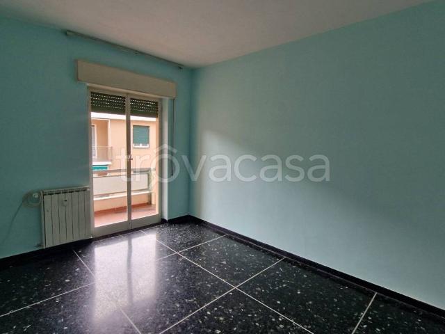 Appartamento in affitto a Genova via Elia Bernardini, non arredato/vuoto, ascensore, riscaldamento centralizzato TrovaCasa