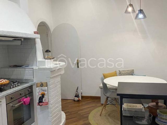Appartamento in affitto a Genova via Felice Cavallotti, arredato, giardino, ascensore TrovaCasa