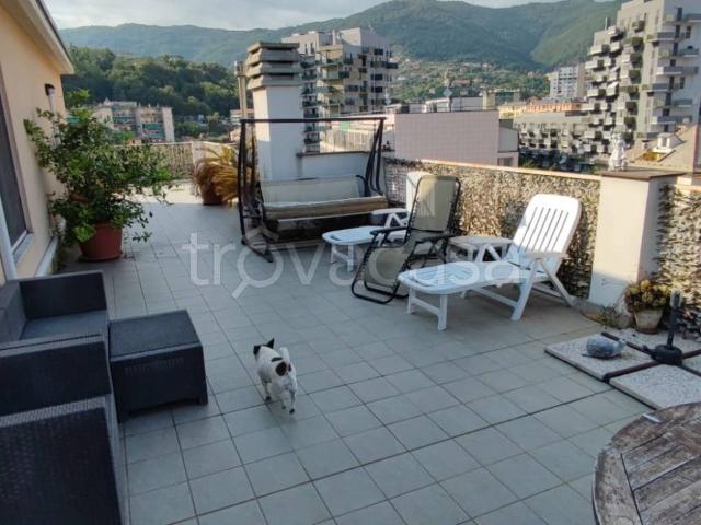 Appartamento in affitto a Genova via Molassana, non arredato/vuoto, terrazzo, doppi vetri TrovaCasa