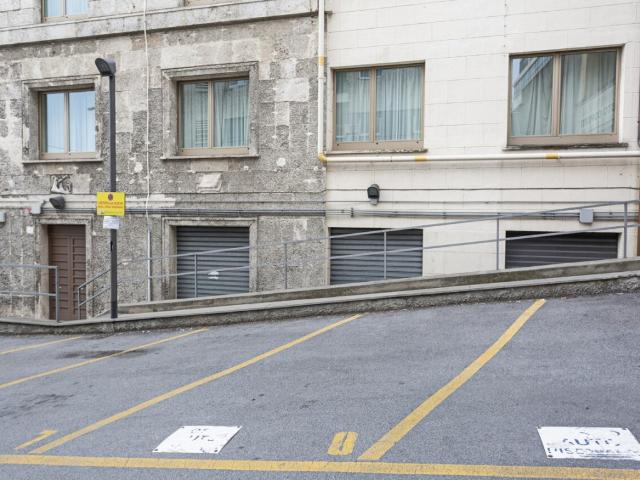 Appartamento in affitto a Genova via Milano, 43, non arredato/vuoto, arredato, posto auto TrovaCasa