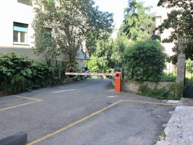 Appartamento in affitto a Genova via San Martino, 35A, arredato, posto auto, balcone TrovaCasa