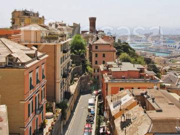 Appartamento in affitto a Genova via Pietro Paleocapa, Castelletto