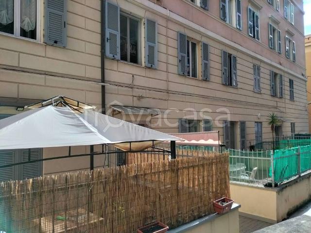 Appartamento in affitto a Genova via Ravenna, 26, Dinegro