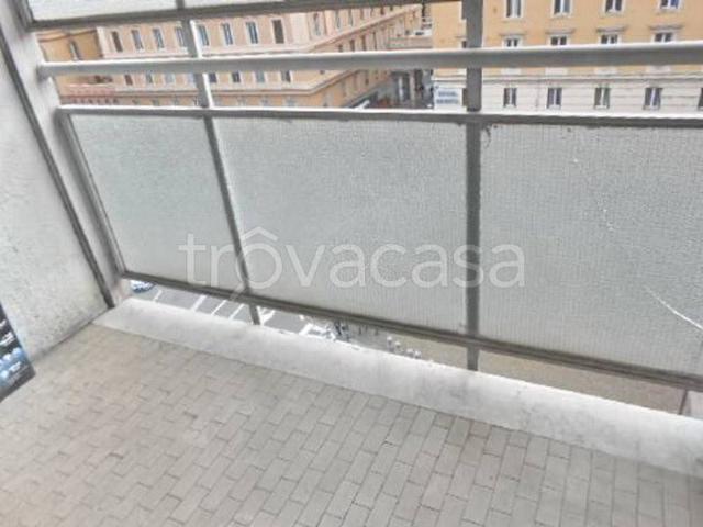 Appartamento in affitto a Genova via XX ottobre, parzialmente arredato, ristrutturato, balcone TrovaCasa