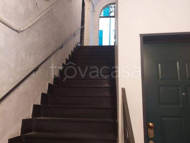 Appartamento in affitto a Genova vico Valoria, 1, arredato, giardino, travi a vista TrovaCasa