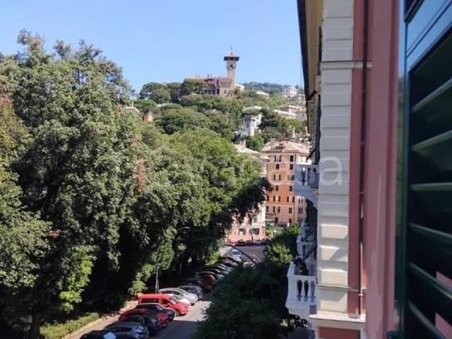 Appartamento in affitto a Genova corso Carbonara, Carmine