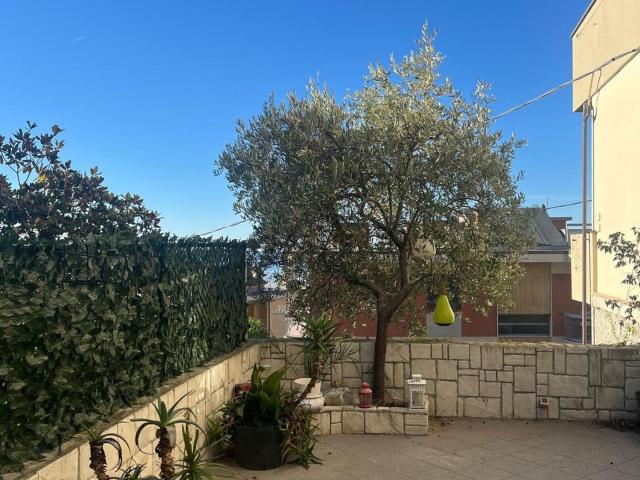 Appartamento in Affitto a Genova dal Verme, 19