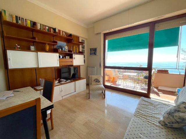 Appartamento in affitto a Genova GE