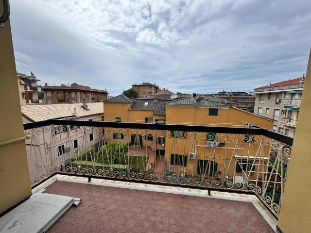 Appartamento in affitto a Genova GE