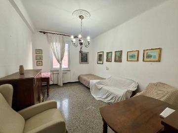Piazza Francesco Baracca - Ascensore