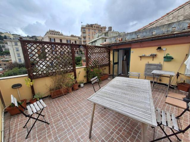 Appartamento in affitto a Genova GE