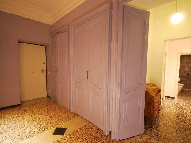 Appartamento in vendita a Genova GE