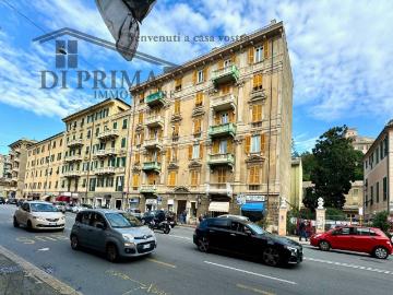 Piazza Francesco Baracca - Ascensore