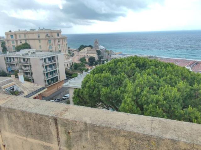 Appartamento in affitto a Genova GE