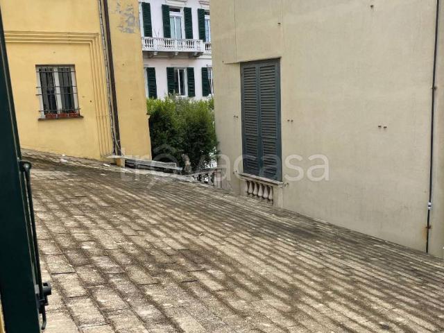 Appartamento in affitto a Genova via 25 Aprile, arredato, riscaldamento autonomo, ascensore TrovaCasa