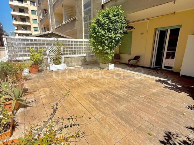 Appartamento in affitto a Genova piazza Raffaele Rossetti, terrazzo, ascensore, angolo cottura TrovaCasa