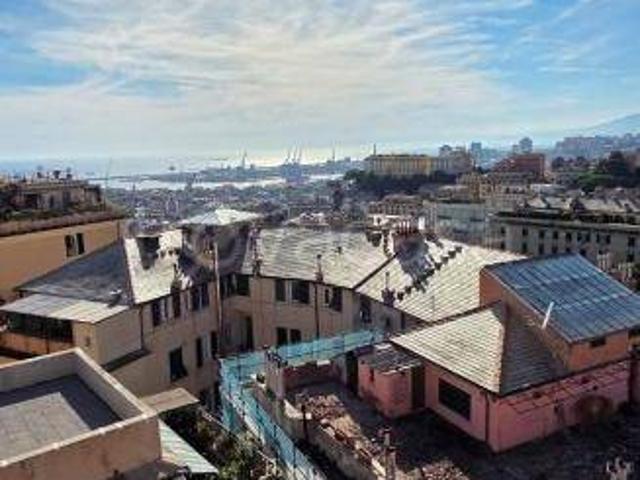 Appartamento in affitto a Genova salita di Santa Maria della Sanitá, 54, ultimo piano, mansarda, soffitta TrovaCasa