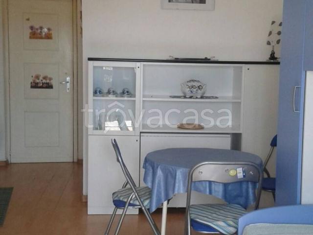 Appartamento in affitto a Giardini Naxos via Porticato, arredato, vista mare, piscina TrovaCasa