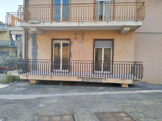Appartamento in affitto a Giarre CT