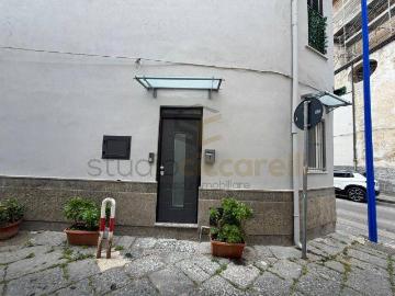 Appartamento in affitto a Giugliano in Campania via Licante, non arredato/vuoto, ristrutturato, centrale TrovaCasa
