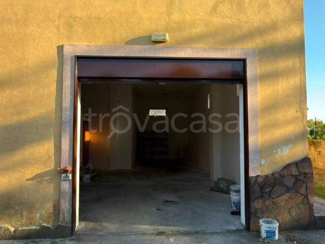 Appartamento in affitto a Giugliano in Campania via Madonna del Pantano, giardino privato, posto auto, box TrovaCasa