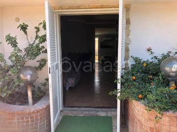 Appartamento in affitto a Giugliano in Campania, arredato, terrazzo, caminetto TrovaCasa